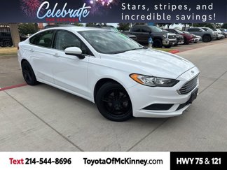 Used 2017 Ford Fusion SE w/ Fusion SE Technology Package image 1