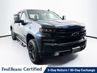Certified 2022 Chevrolet Silverado 1500 LT Trail Boss image 1