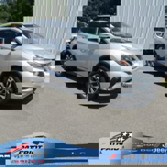 Used 2018 Nissan Murano SV image 1