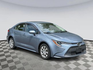 Used 2022 Toyota Corolla LE image 1