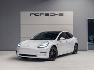 Used 2022 Tesla Model 3 Standard Range image 1