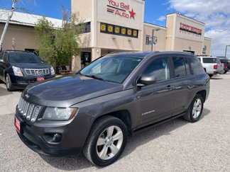 Used 2016 Jeep Compass Latitude image 1