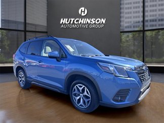 Used 2022 Subaru Forester Premium image 1