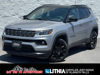 Used 2022 Jeep Compass Altitude w/ Sun and Sound Group image 1