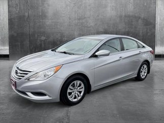 Used 2013 Hyundai Sonata GLS image 1