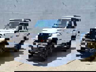 Used 2023 Jeep Gladiator Sport image 1