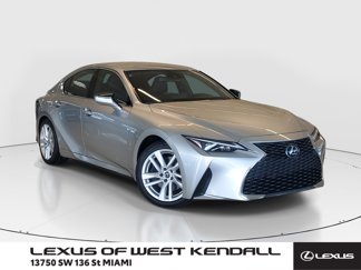 Used 2022 Lexus IS 300 image 1