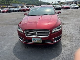 Used 2017 Lincoln MKZ Reserve image 1