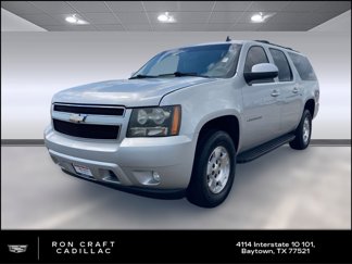 Used 2010 Chevrolet Suburban LT image 1