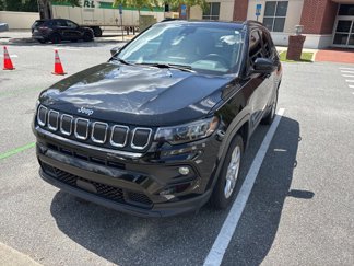 Used 2022 Jeep Compass Latitude image 1