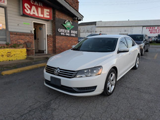 Used 2013 Volkswagen Passat 2.5 SE image 1