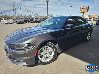Used 2022 Dodge Charger SXT image 1