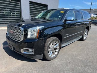 Used 2015 GMC Yukon XL SLT image 1