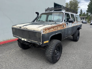 Used 1989 Chevrolet Suburban 2500 image 1