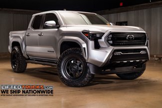 Used 2025 Toyota Tacoma SR5 image 1