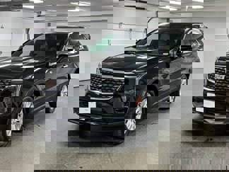 Certified 2024 Cadillac XT4 Luxury w/ Cold Weather Package image 1