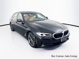 Certified 2022 BMW 530i xDrive w/ Convenience Package image 1