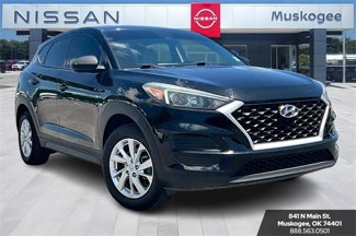 Used 2019 Hyundai Tucson SE image 1