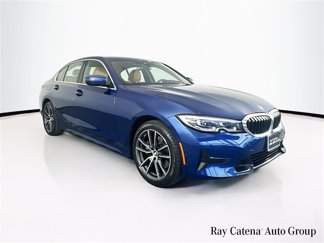 Certified 2022 BMW 330i xDrive Sedan w/ Driving Assistance Package image 1
