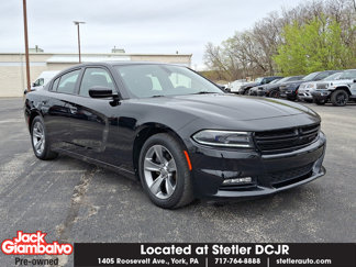 Certified 2015 Dodge Charger SXT image 1