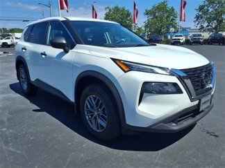 Used 2021 Nissan Rogue S image 1