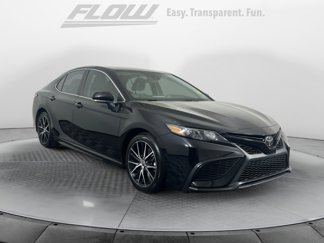 Used 2023 Toyota Camry SE image 1
