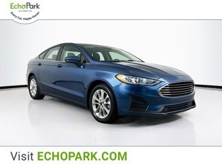 Used 2019 Ford Fusion SE image 1