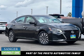 Used 2023 Nissan Altima 2.5 SV image 1