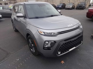 Used 2022 Kia Soul EX image 1