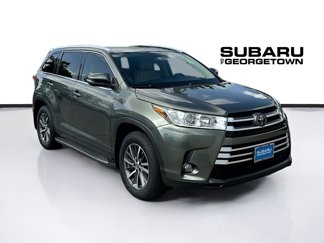 Used 2019 Toyota Highlander XLE image 1