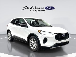 New 2025 Ford Escape Active w/ Cold Weather Package image 1