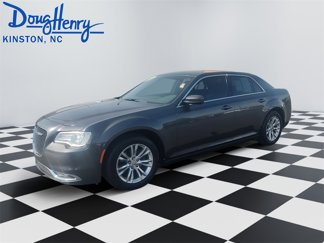 Used 2020 Chrysler 300 Touring w/ Driver Convenience Group image 1