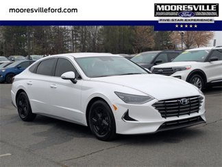 Used 2023 Hyundai Sonata SE image 1