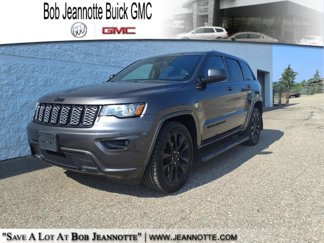 Used 2017 Jeep Grand Cherokee Altitude image 1