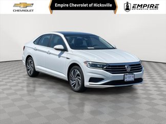 Used 2021 Volkswagen Jetta SEL image 1