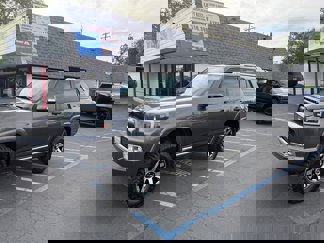 Used 2010 Toyota 4Runner 4WD image 1