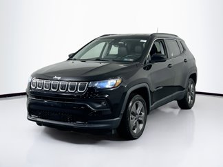 Used 2022 Jeep Compass Latitude image 1