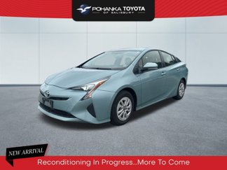 Used 2016 Toyota Prius Two image 1