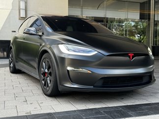 Used 2023 Tesla Model X image 1
