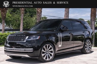 Used 2025 Land Rover Range Rover Long Wheelbase Autobiography image 1