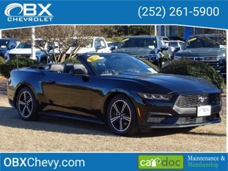 Used 2024 Ford Mustang Convertible image 1