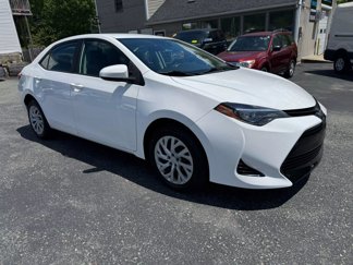 Used 2017 Toyota Corolla LE image 1