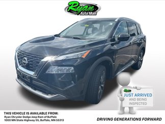 Used 2023 Nissan Rogue SL image 1