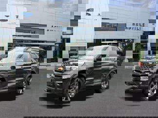 Certified 2022 Ford Explorer XLT w/ Equipment Group 202A image 1
