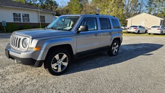 Used 2017 Jeep Patriot High Altitude image 1
