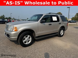 Used 2005 Ford Explorer XLT image 1