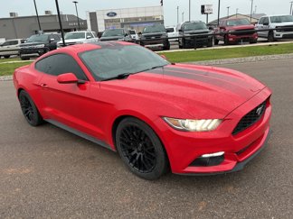 Used 2017 Ford Mustang Coupe image 1
