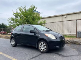 Used 2007 Toyota Yaris 2-Door Hatchback image 1