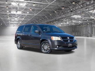 Used 2014 Dodge Grand Caravan SXT image 1