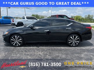 Used 2022 Nissan Altima 2.5 Platinum image 1